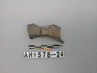 藏品(灰色泥質陶片)的圖片